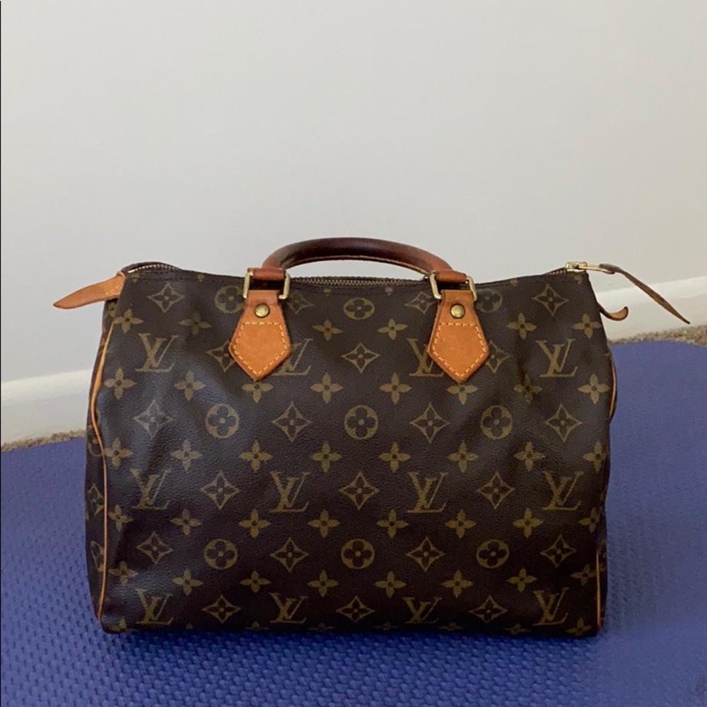 Louis Vuitton Speedy